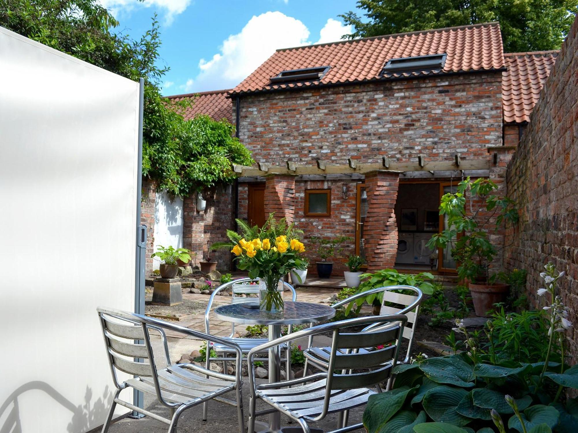 Oxtobys Upstairs Holiday home York